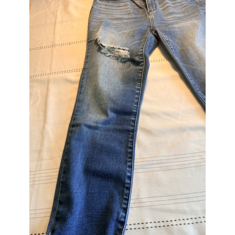 Judy Blue Women Skinny Fit Distressed Jeans Medium Wash High Rise Size 13/31 - Picture 4 of 8